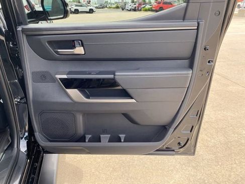 New 2026 Toyota Tundra Limited AWD/4WD image 24