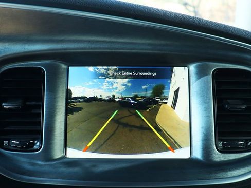 Used 2018 Dodge Charger R/T image 50