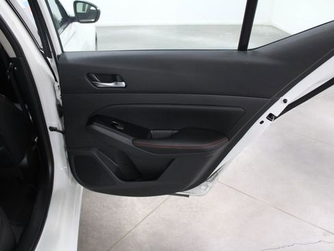 Used 2024 Nissan Altima 2.5 SR image 32