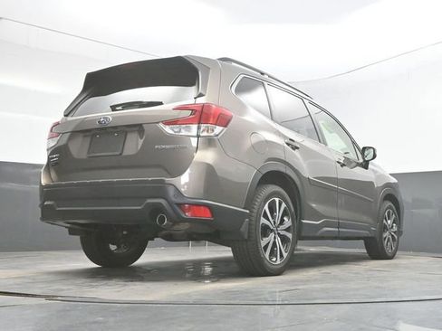 Used 2019 Subaru Forester Limited image 32