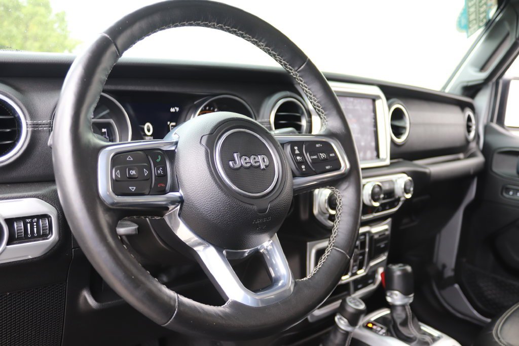 Used 2021 Jeep Wrangler Unlimited Sahara w/ Uconnect 4C Nav & Sound Group AWD/4WD image 12