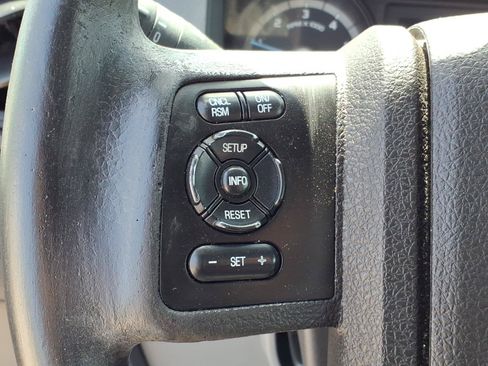 Used 2015 Ford F550 4x4 Regular Cab Super Duty image 13