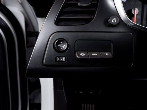 Used 2017 Chevrolet Corvette Grand Sport w/ Z07 Performance Package image 39