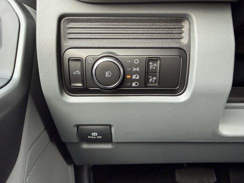 Used 2026 Ford F250 XL w/ STX Appearance Package image 25