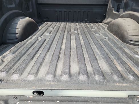 Used 2024 Ford F250 Platinum AWD/4WD image 33