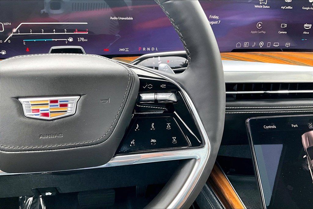 Certified 2025 Cadillac Escalade Sport Platinum AWD/4WD image 12