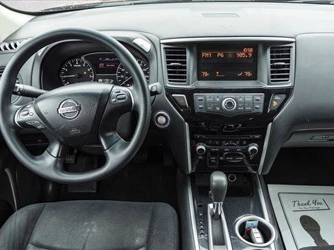 Used 2015 Nissan Pathfinder S AWD/4WD image 23