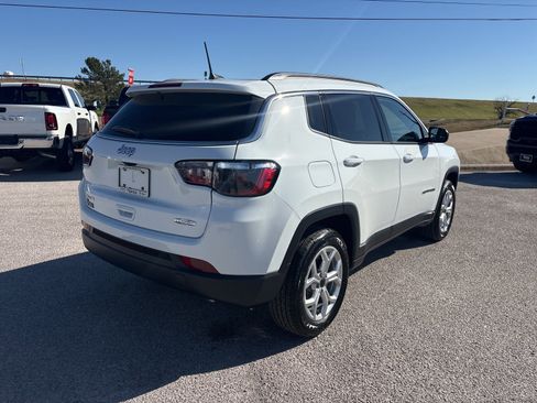 New 2026 Jeep Compass Latitude AWD/4WD image 6