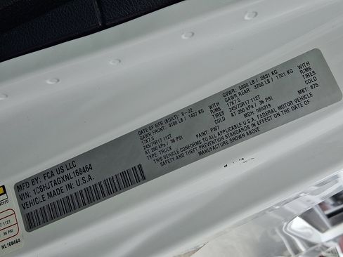 Used 2022 Jeep Gladiator Sport image 30