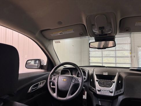 Used 2014 Chevrolet Equinox LS AWD/4WD image 20