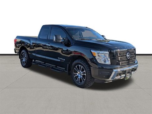 Used 2021 Nissan Titan SV w/ SV Convenience Package image 8