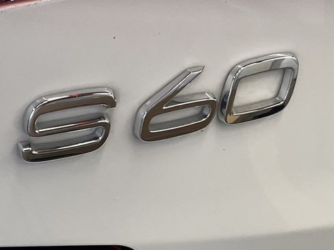 Used 2021 Volvo S60 T8 Inscription AWD/4WD image 7