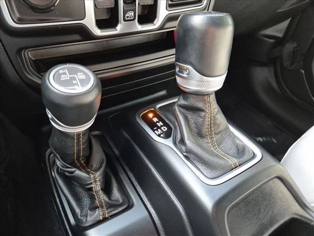 Used 2021 Jeep Wrangler Unlimited Sahara AWD/4WD image 18