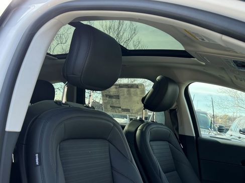 New 2026 Lincoln Nautilus Reserve AWD/4WD image 9