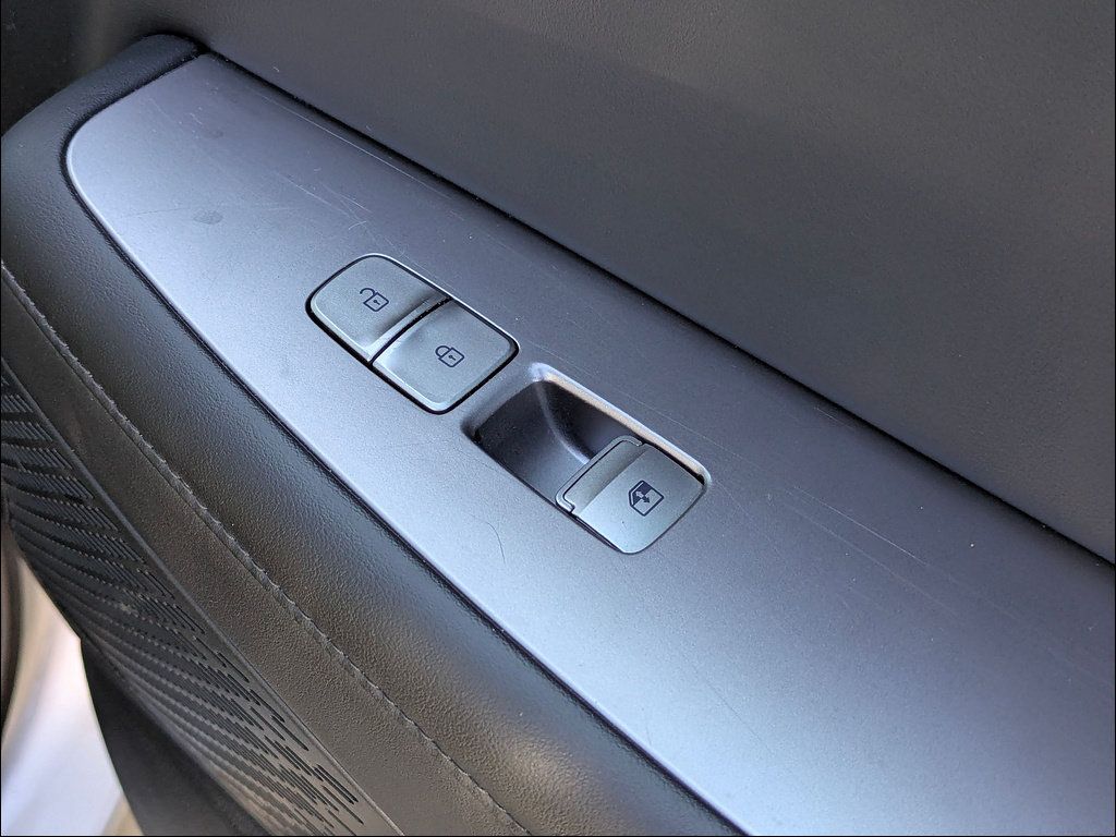 Used 2024 Hyundai Palisade Limited FWD image 36