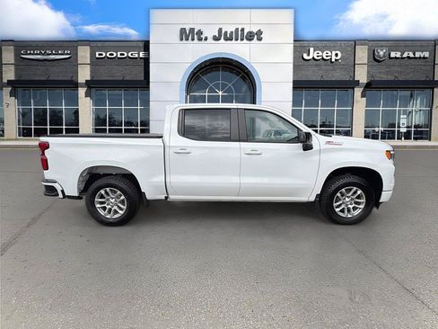 Used 2023 Chevrolet Silverado 1500 RST w/ Convenience Package II AWD/4WD image 3
