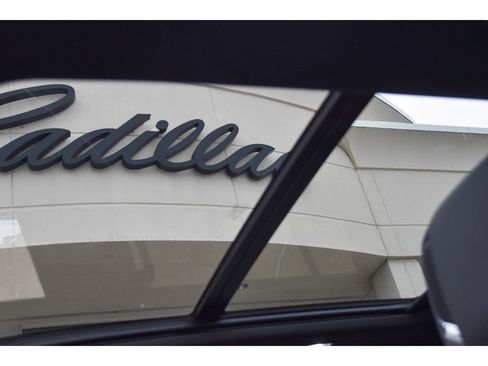 Certified 2024 Cadillac Escalade Premium Luxury image 13