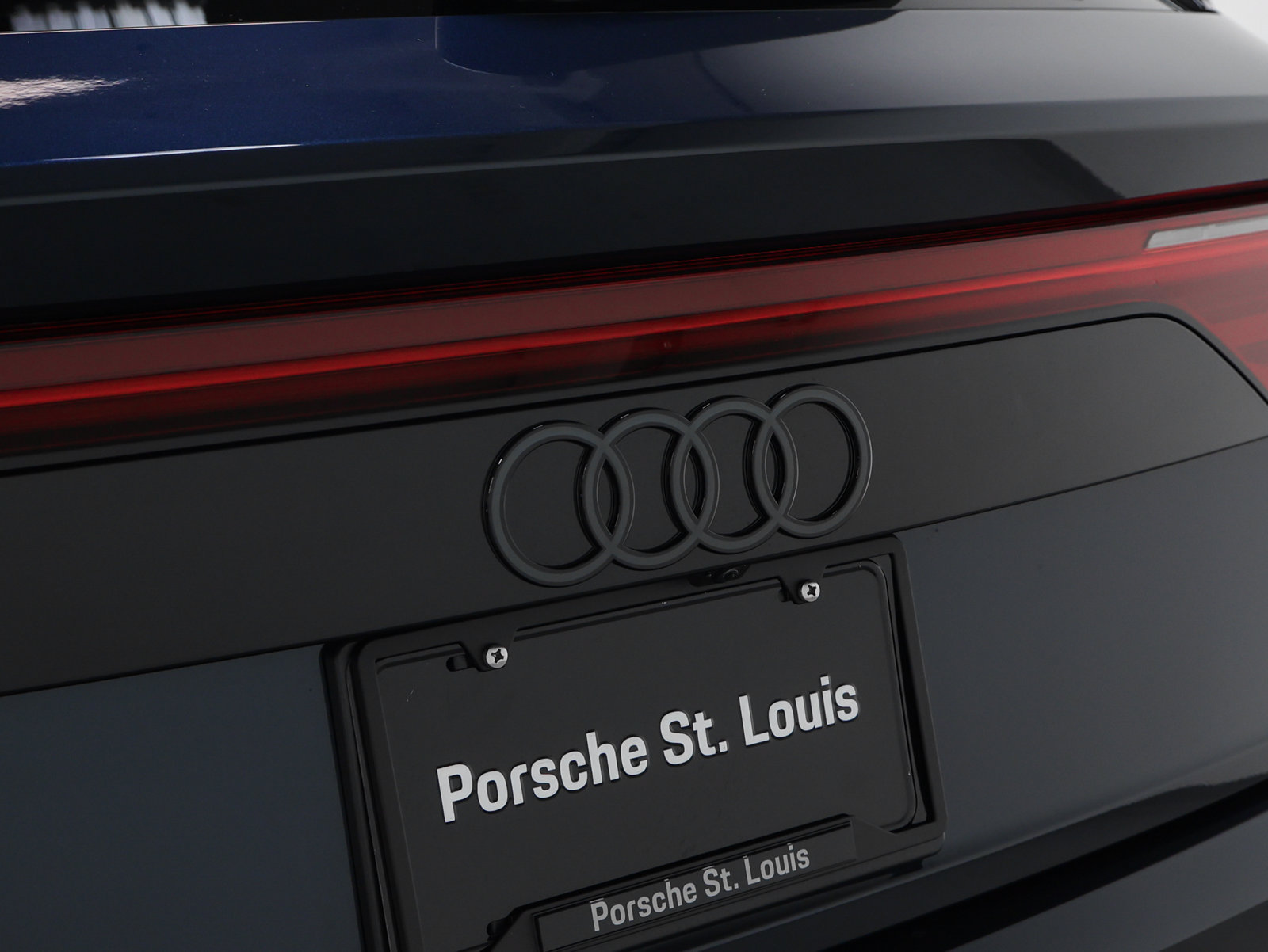 Used 2026 Audi SQ8 Premium Plus AWD/4WD image 22