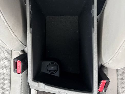 Used 2018 Kia Optima EX w/ Premium Package image 16