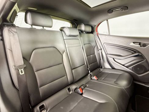 Used 2017 Mercedes-Benz GLA 250 image 15