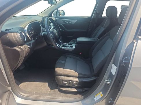 Used 2025 Chevrolet Blazer LT FWD image 13