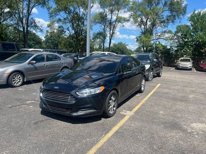 Used 2016 Ford Fusion SE