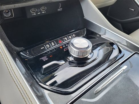 Used 2022 Jeep Wagoneer Series I image 23