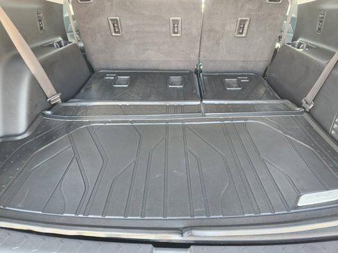 Used 2021 Chevrolet Traverse LS w/ LPO, Floor Liner Package image 33