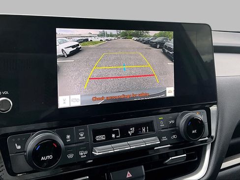 Used 2025 Toyota Grand Highlander AWD image 52