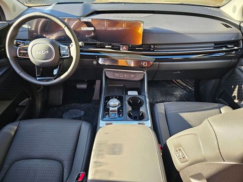 New 2026 Kia Carnival SX Prestige image 9