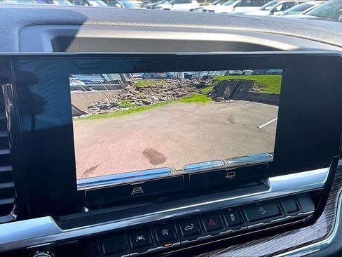 Used 2023 GMC Sierra 1500 Elevation image 17