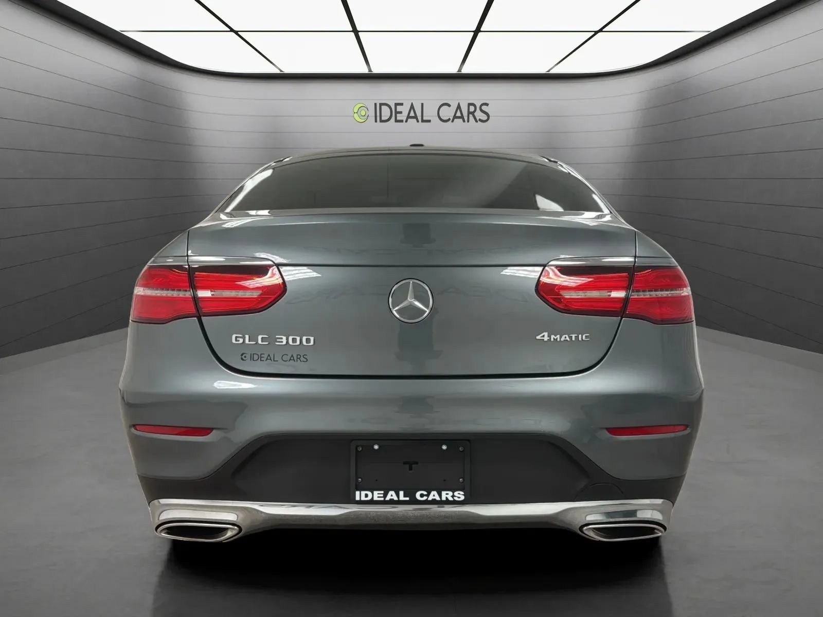 Used 2017 Mercedes-Benz GLC 300 4MATIC Coupe image 6