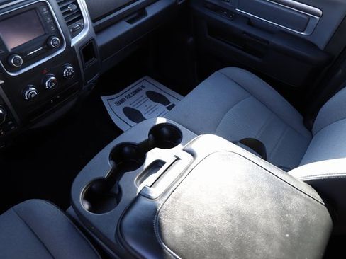 Used 2024 RAM 1500 Classic SLT image 25