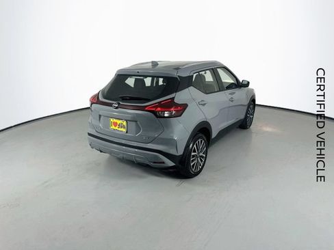 Certified 2024 Nissan Kicks SV FWD image 9