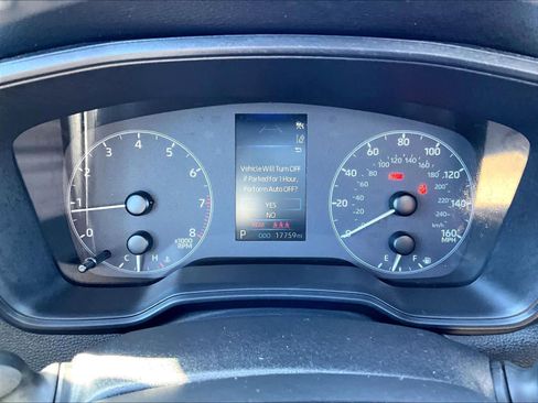 Used 2024 Toyota Corolla Cross LE w/ Moonroof Package image 25