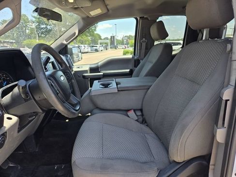 Used 2016 Ford F150 XLT AWD/4WD image 11