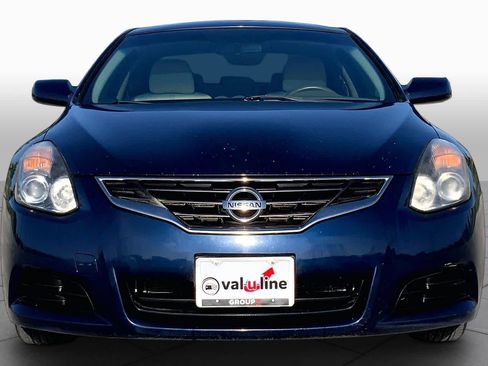Used 2011 Nissan Altima 2.5 S w/ Convenience Pkg FWD image 3
