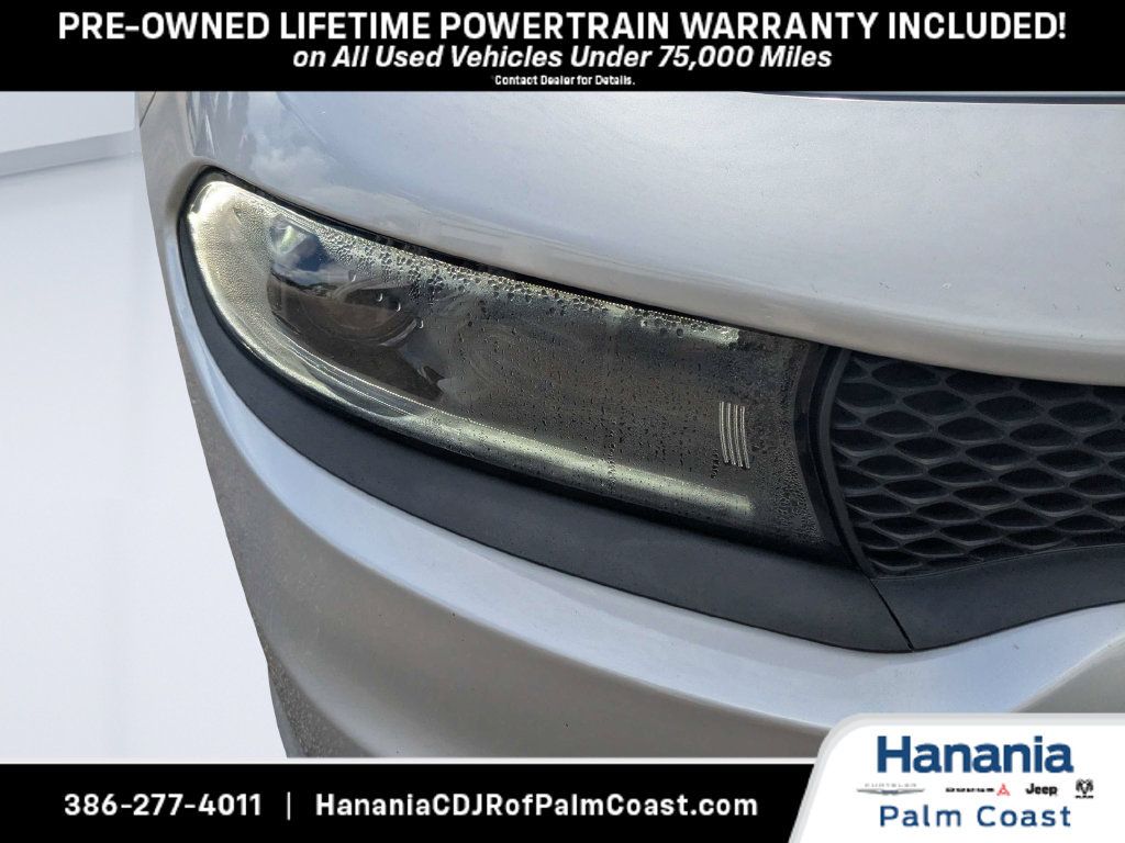 Used 2022 Dodge Charger R/T RWD image 9