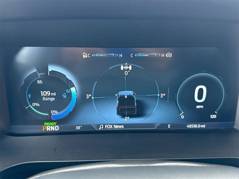 Used 2023 Ford F150 Lightning XLT image 10