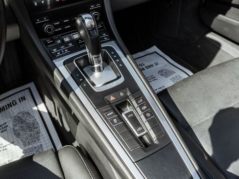 Used 2024 Porsche 718 Boxster w/ Premium Package RWD image 20