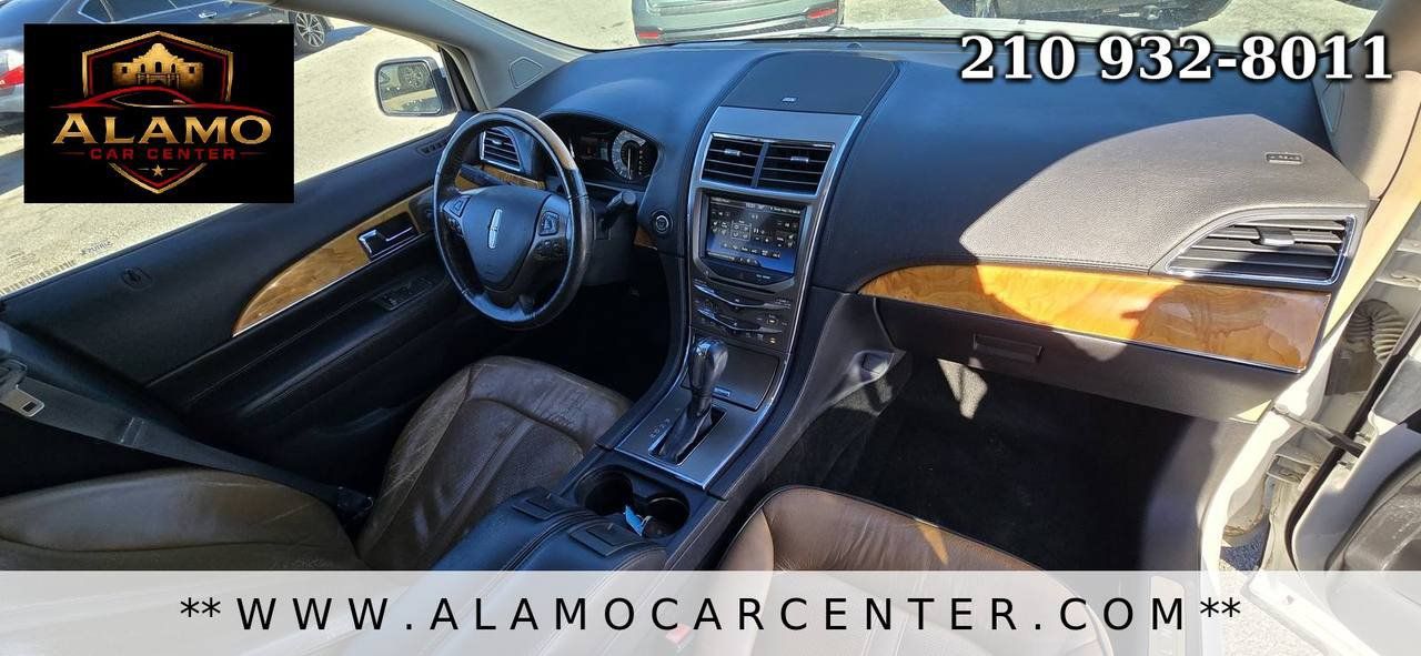 Used 2012 Lincoln MKX AWD image 15