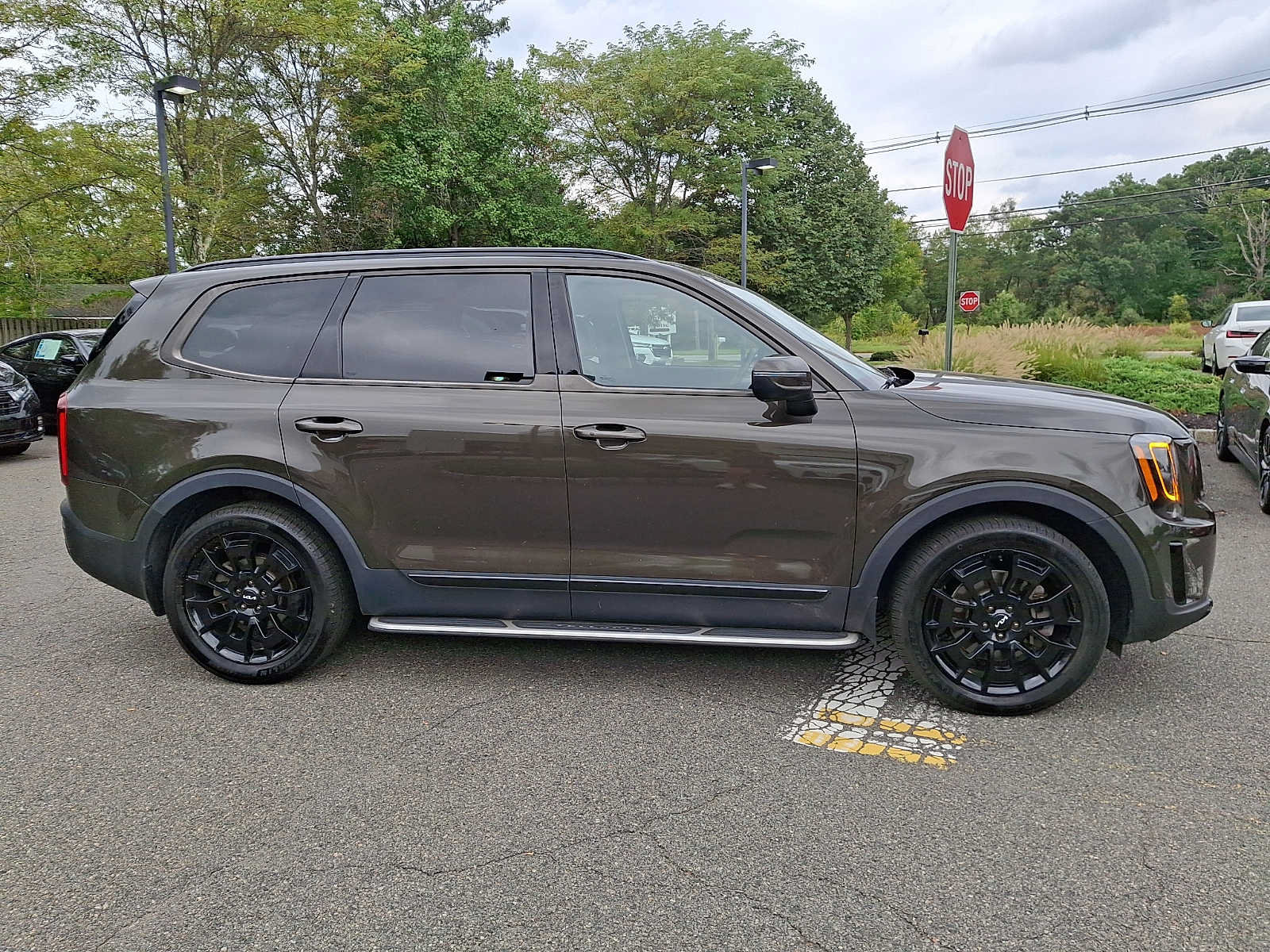 Used 2022 Kia Telluride EX w/ EX Premium Package AWD/4WD image 8