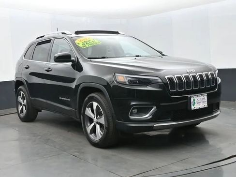 Used 2020 Jeep Cherokee Limited AWD/4WD image 2