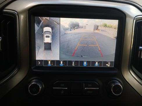 Used 2019 Chevrolet Silverado 1500 LTZ AWD/4WD image 9