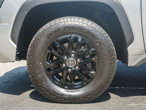 Used 2023 Toyota Tundra SR5 w/ SR5 Premium Package AWD/4WD image 18