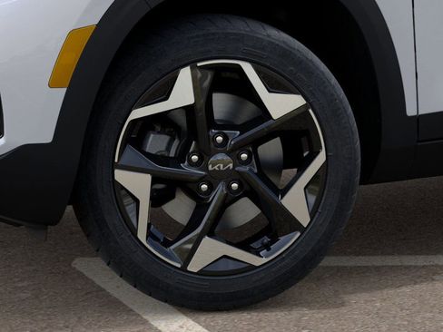 New 2026 Kia Seltos EX image 9