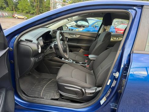 Used 2019 Kia Forte LXS FWD image 25
