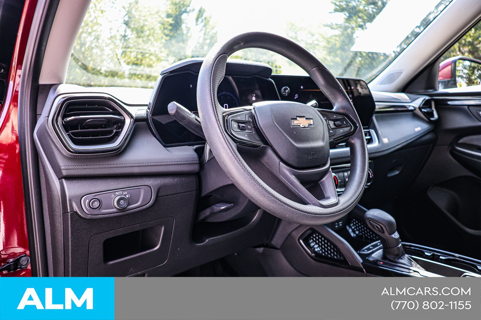 Used 2025 Chevrolet TrailBlazer LT FWD image 21