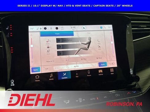 Certified 2024 Jeep Wagoneer Series II image 36