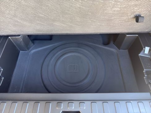 Used 2021 Chevrolet Equinox LS w/ LS Convenience Package image 21